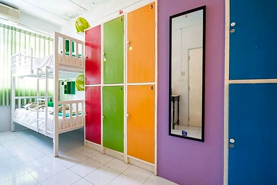 Sleep Sheep Phuket Hostel