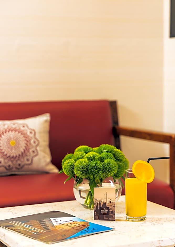 Ymca Three Arches Hotel