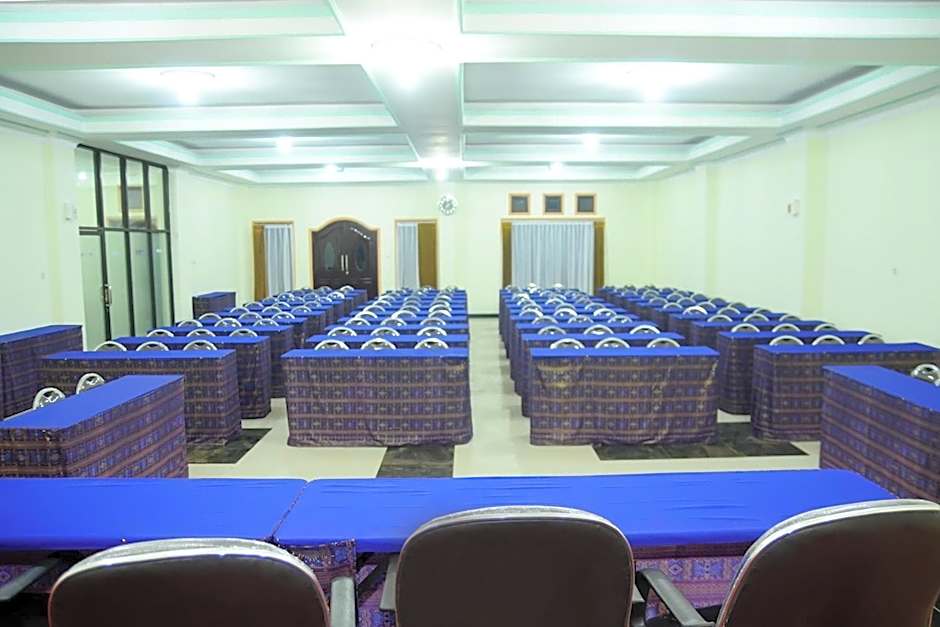 Dena Hotel