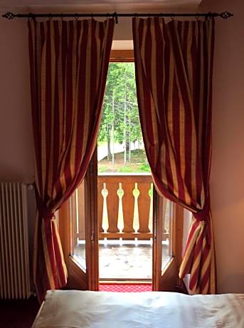 Double or Twin Room with Balcony