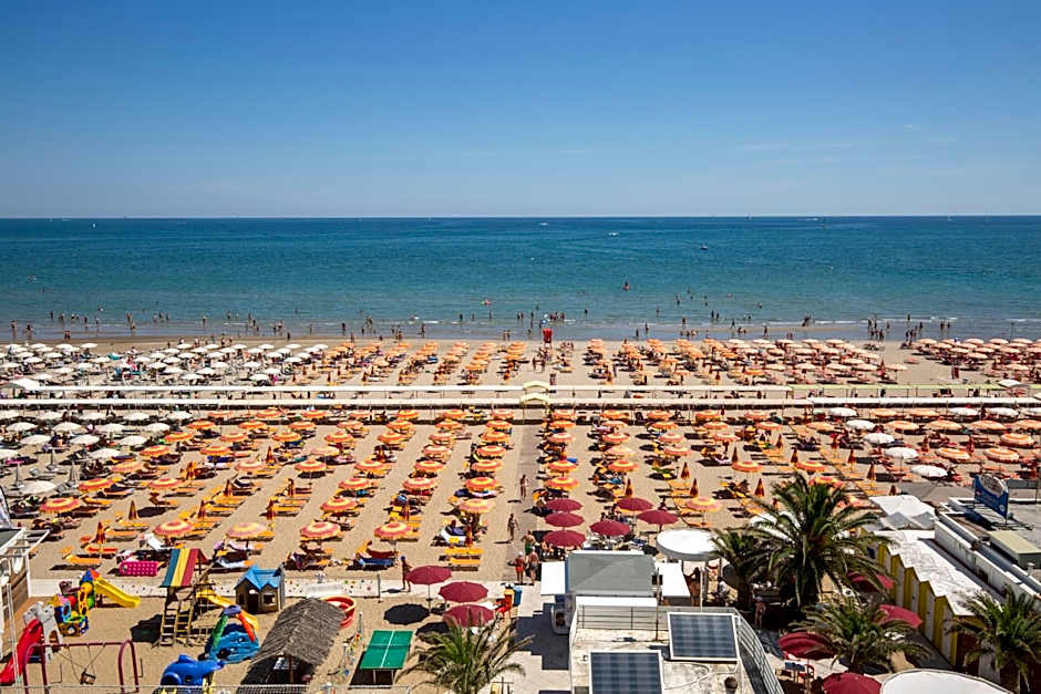Hotel Des Nations - Vintage Hotel sul mare