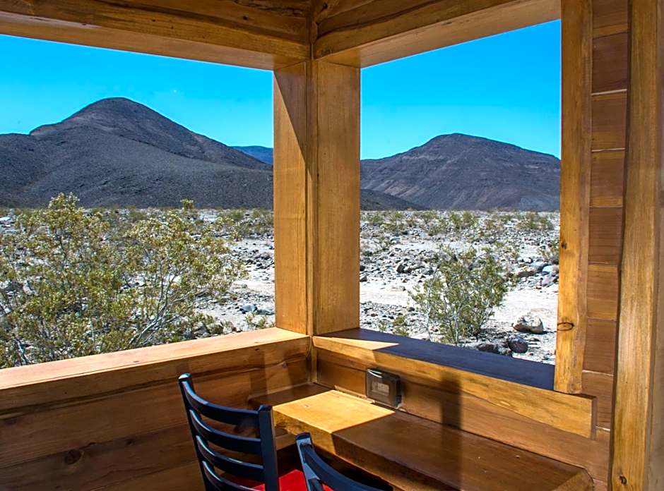 Panamint Springs Motel & Tents