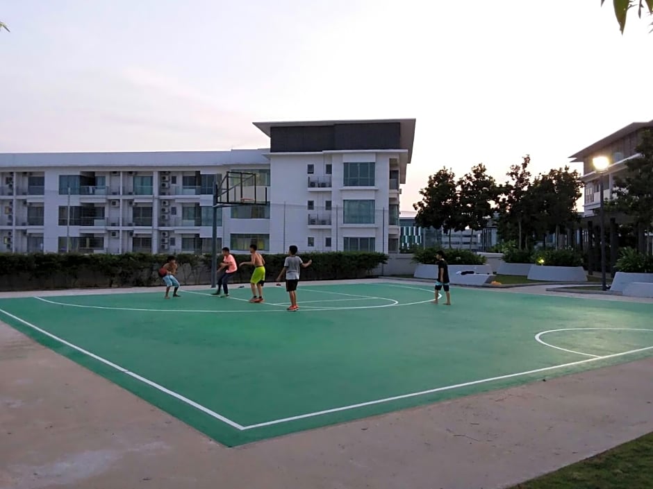 Sunset Seaview Vacation Condo City Centre @ IMAGO Shopping Mall