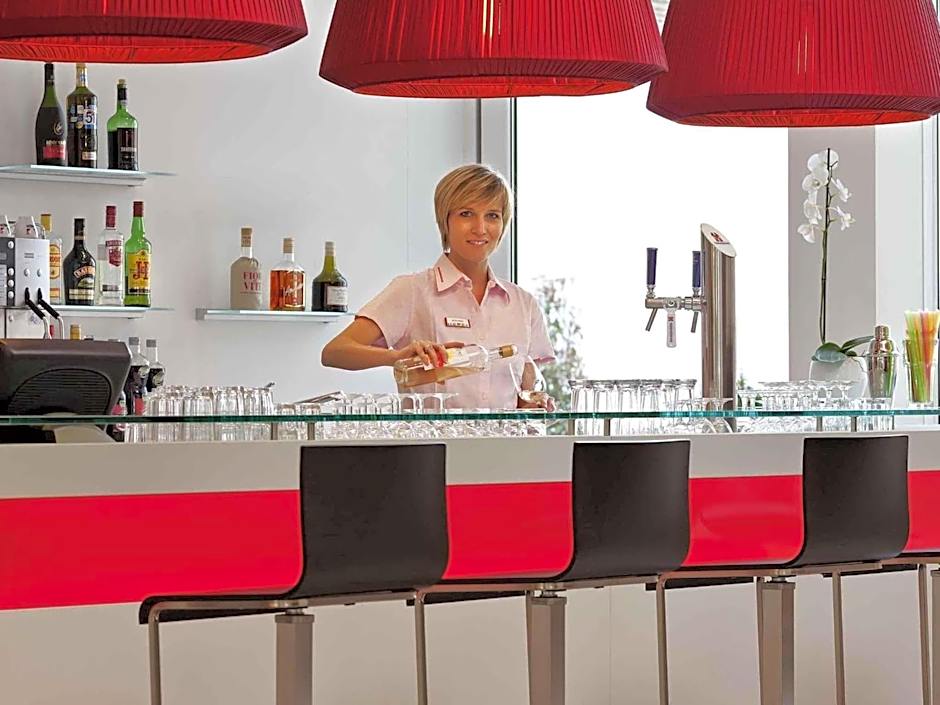 Ibis Delemont Delsberg Hotel