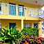 Searenity, Waterside studio in the heart of Treasure Island, walk to beach