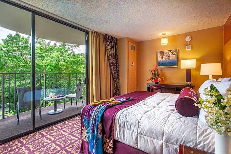 Castle Hilo Hawaiian Hotel