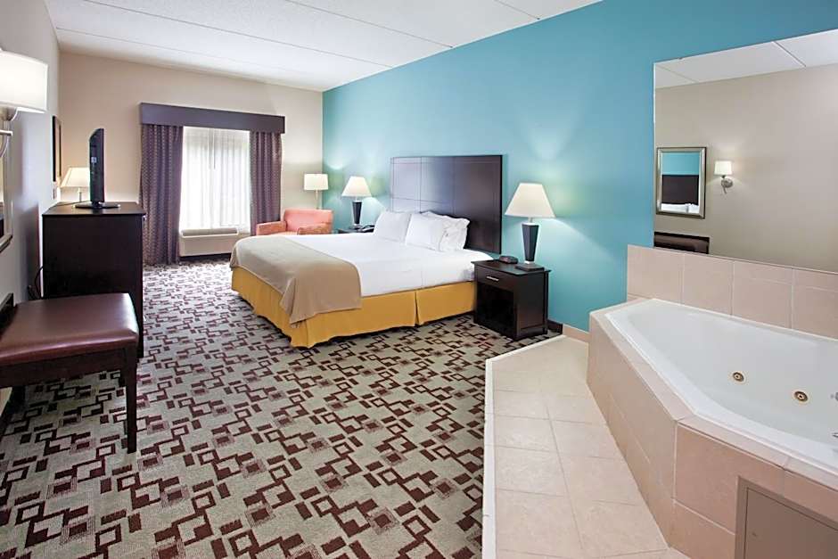 Holiday Inn Express Apex - Raleigh By IHG