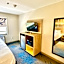 Days Inn & Suites by Wyndham Wynne