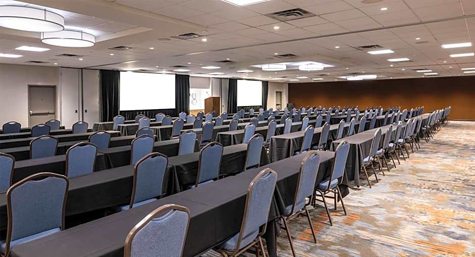 Embassy Suites by Hilton Minneapolis Bloomington Edina