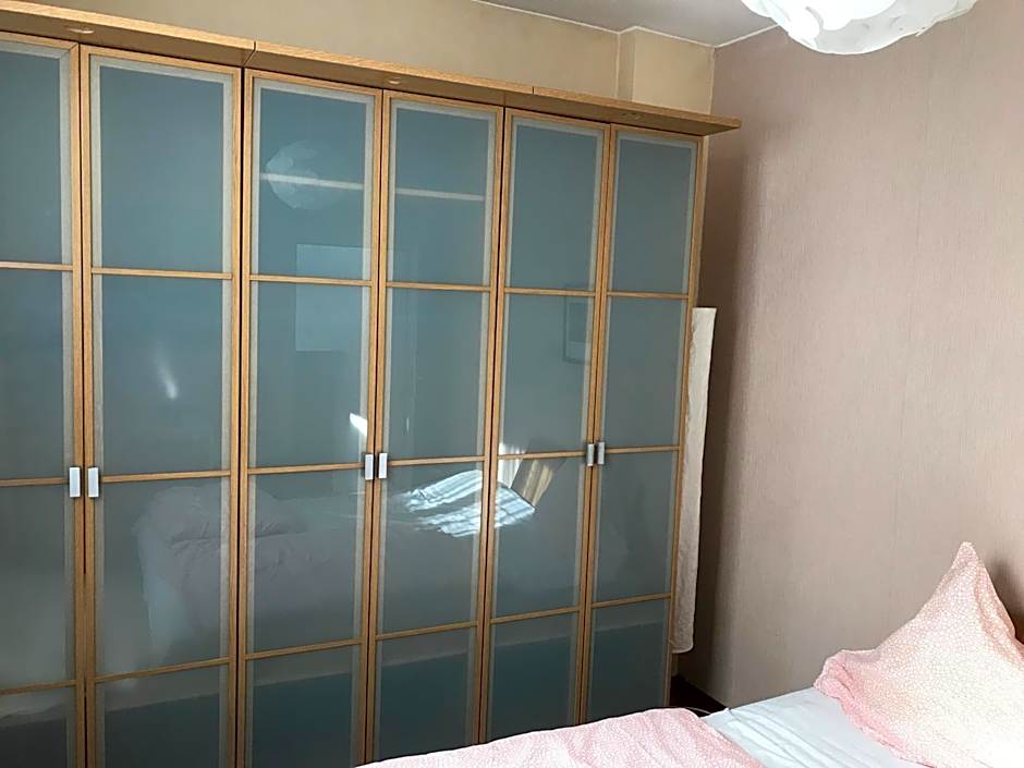 Balthasar Neumann Speiserei & Gästehaus - Zentrum Brühl -E-Ladestation, nähe Phantasialand