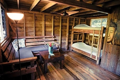 1 King Bungalow