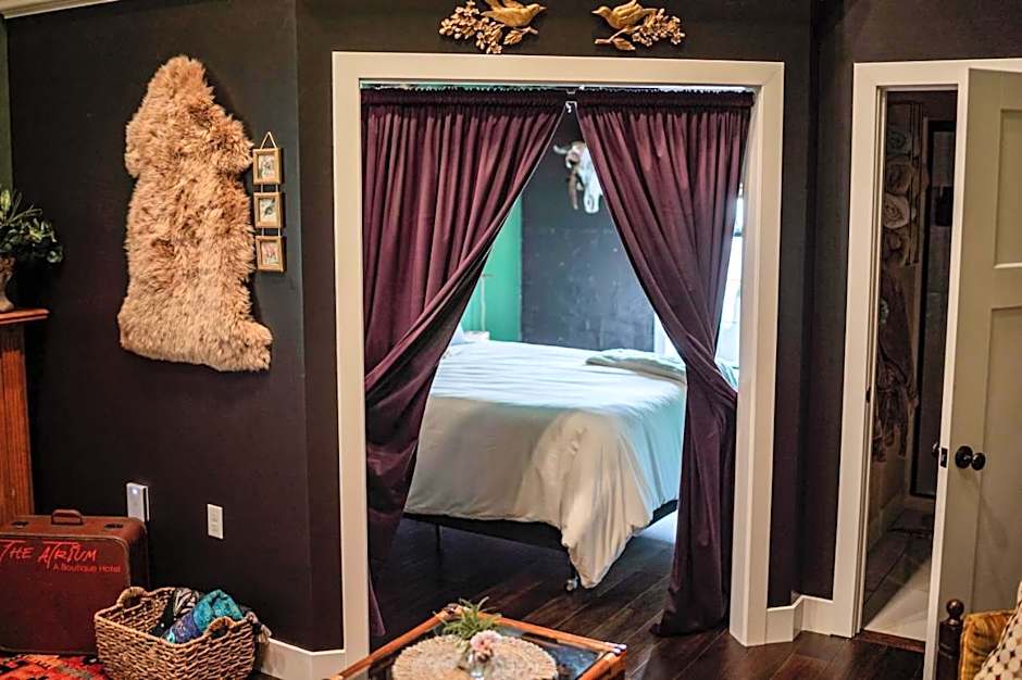 The Atrium - A Boutique Hotel - Suite 17