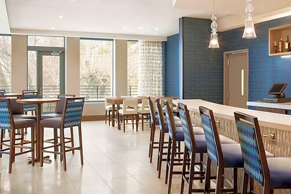 Homewood Suites By Hilton Arlington Rosslyn Key Bridge