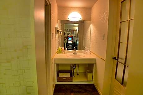 Single Room with Bath