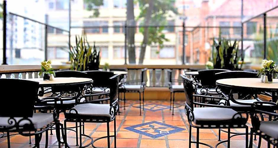 Hotel Estelar Suites Jones