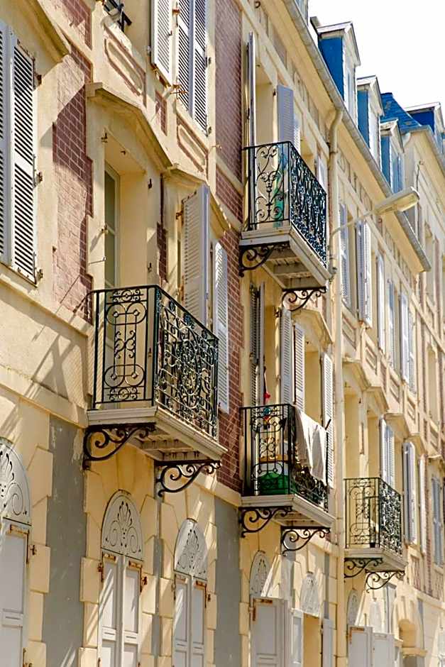 Rive Gauche - Studio Trouville