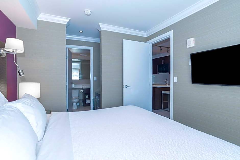 Sandman Signature Kamloops Hotel