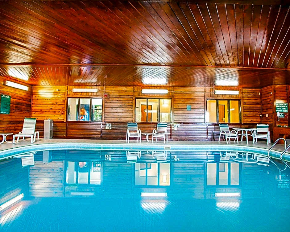 Quality Inn & Suites Champaign North - Urbana