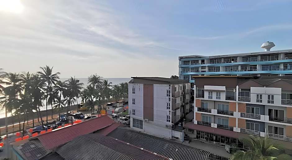 The Sea Bangsean Hotel