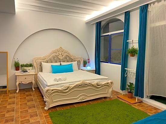 Mira Bella Guest House