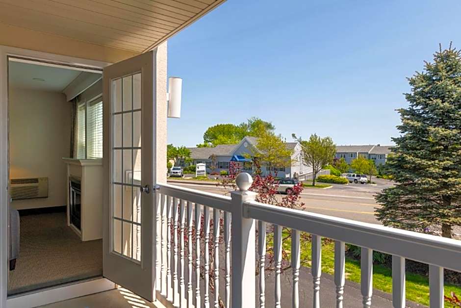 Ogunquit Hotel and Suites