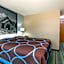Super 8 by Wyndham Douglas
