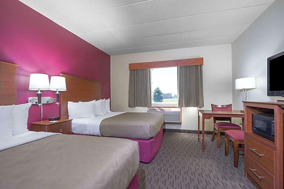 AmericInn by Wyndham Baldwin