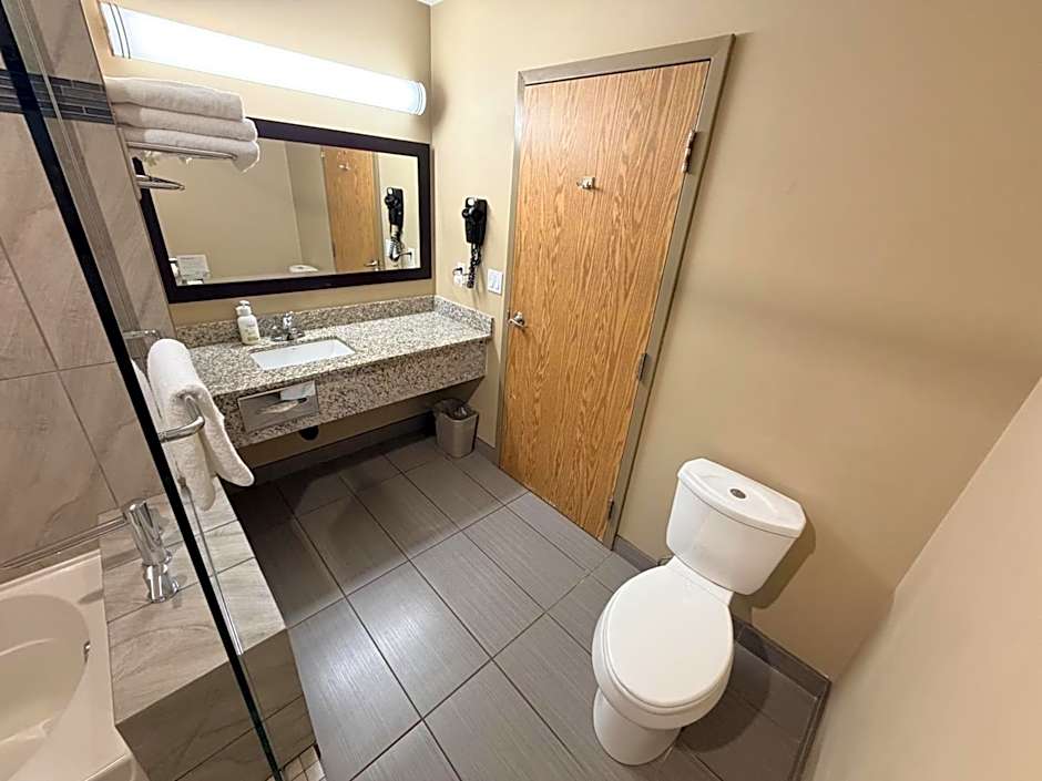 Super 8 by Wyndham Edmonton/West