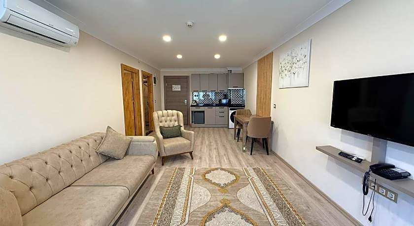 Rena Grand Residence & Suit