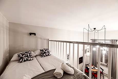 Apartment - Split Level