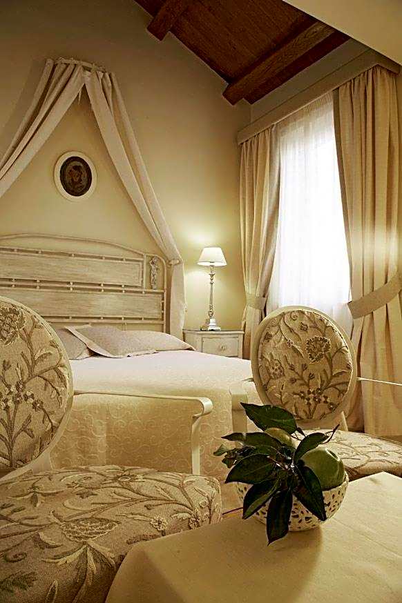 Hotel & Residenza 100 Torri