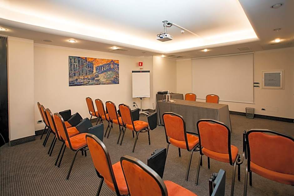 Park Hotel Ai Pini & Restaurant Ai Pini