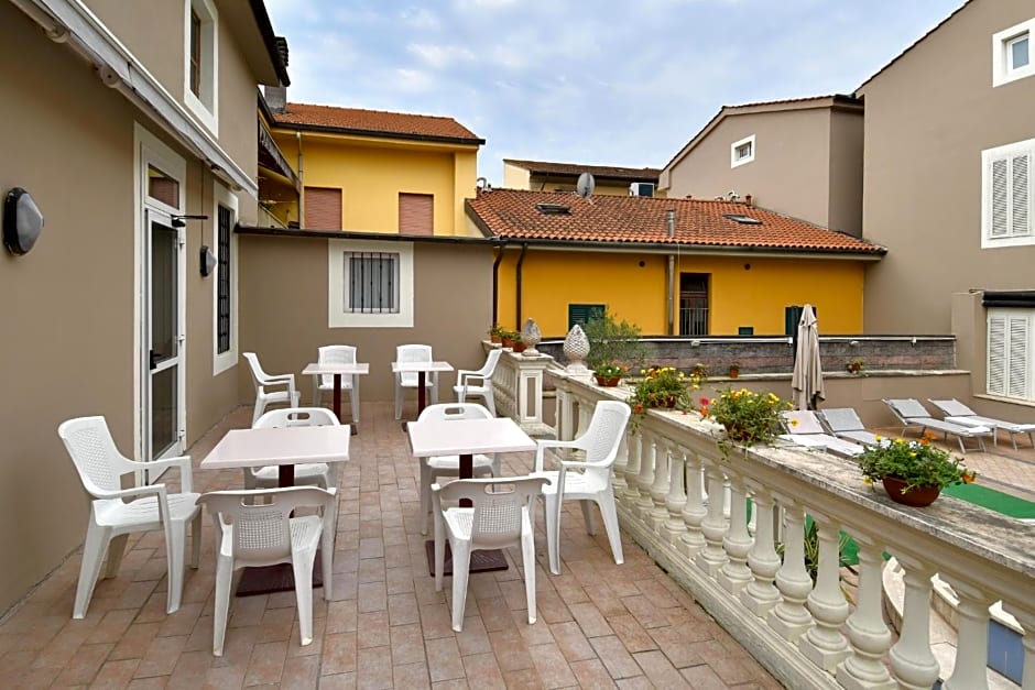 Hotel Innocenti