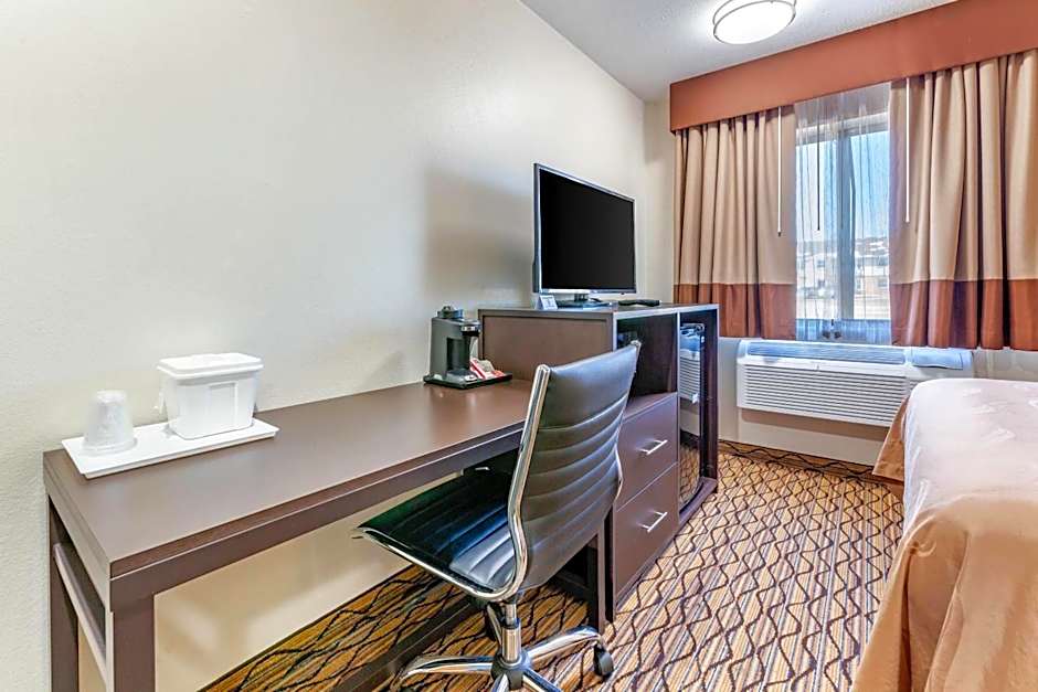 Quality Inn New London