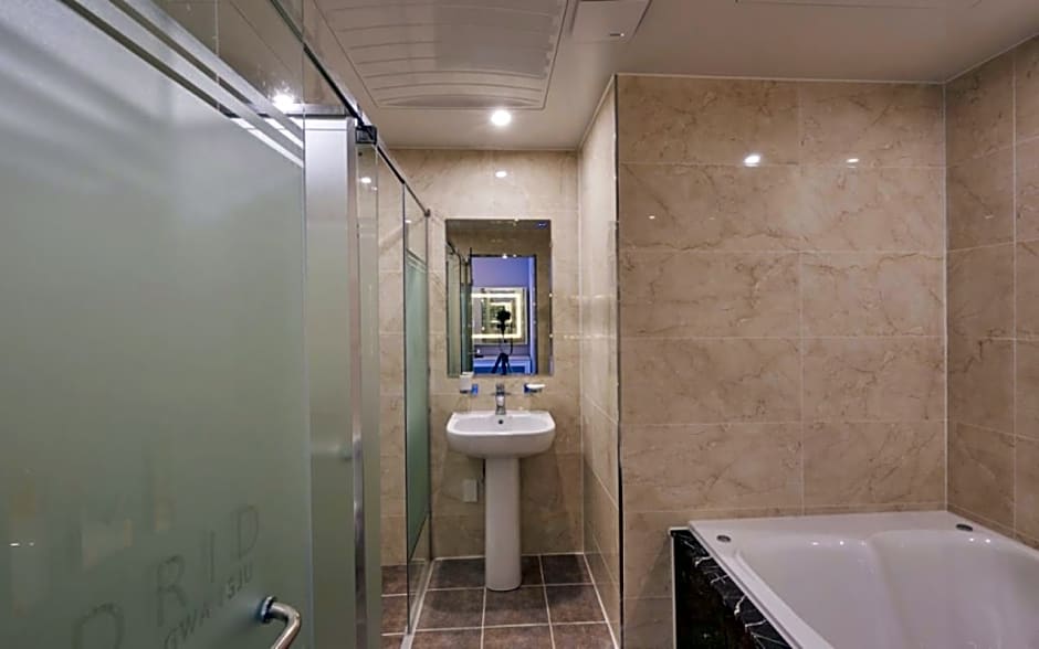 Gwangju Madrid Hotel (Korea Quality)