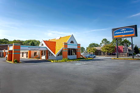 Howard Johnson by Wyndham Harrisburg