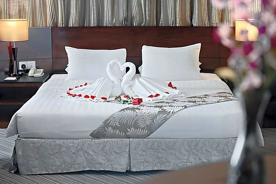 Hotel Sixty3