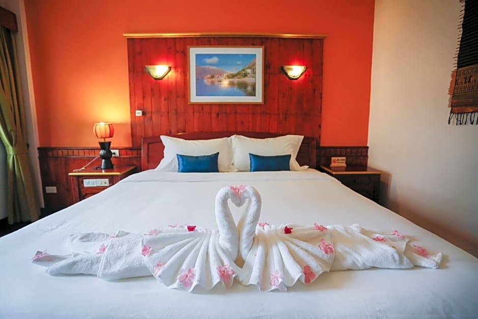 E-Outfitting VangThong Hotel