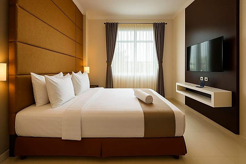 Photo 1 of 10 of Grande Suite