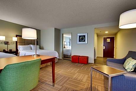 Queen Studio Suite with Two Queen Beds - Non-Smoking