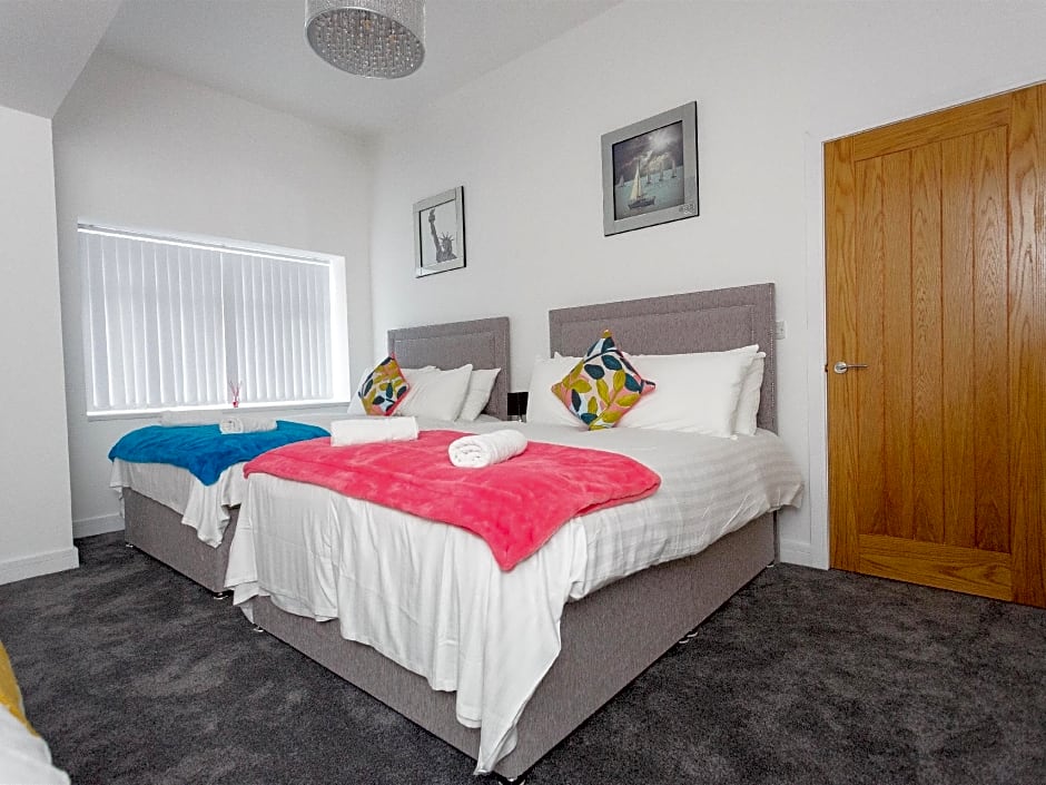 Live in Leeds Greenhill Bungalows