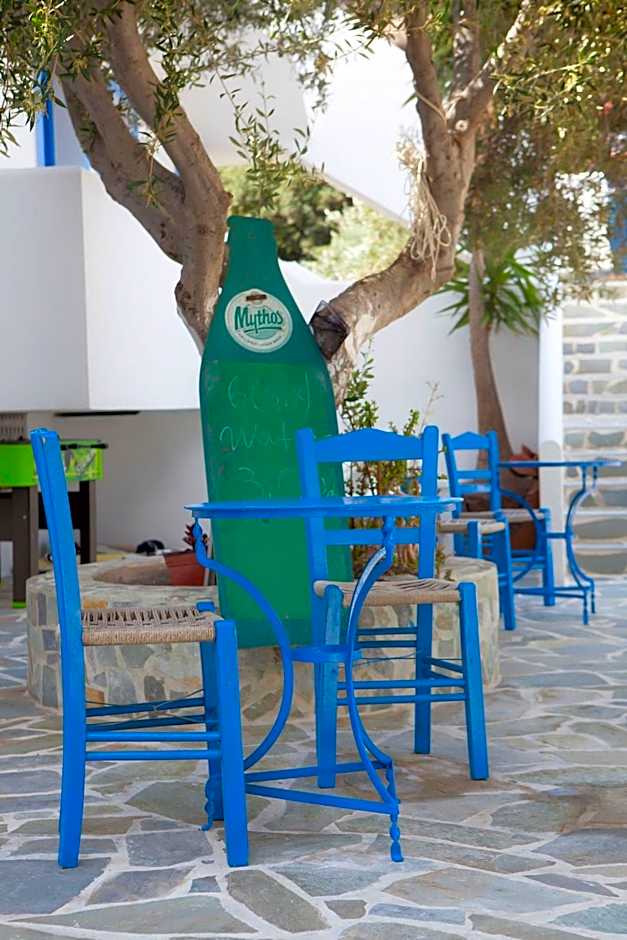 Vardes Hotel Studios