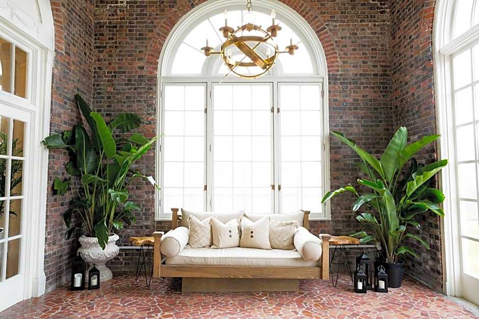 The Historic Cavalier Hotel and Beach Club, Autograph Collection