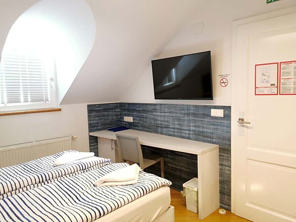 H2O Hostel