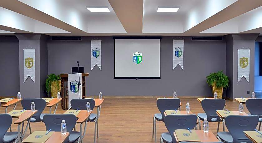 Denizatı Plus Hotel