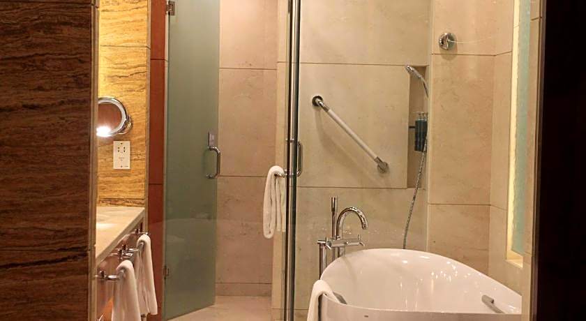 DoubleTree By Hilton Qinghai Golmud