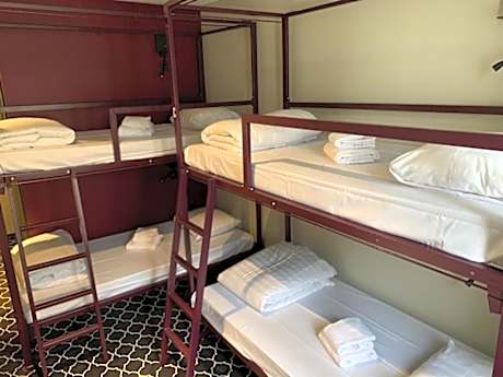 Bed in 4-Bed Female Dorm Ensuite