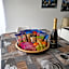 Martin City Stay - Elegant Apartment with Private Parking