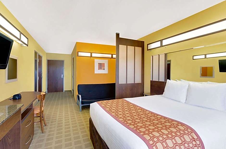 Microtel Inn & Suites By Wyndham Princeton