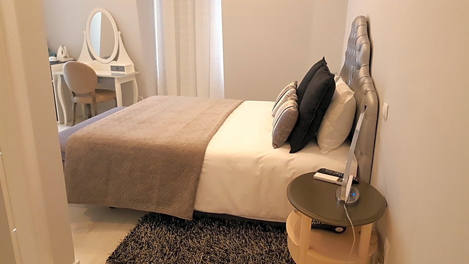 Grande Pensao Residencial Alcobia